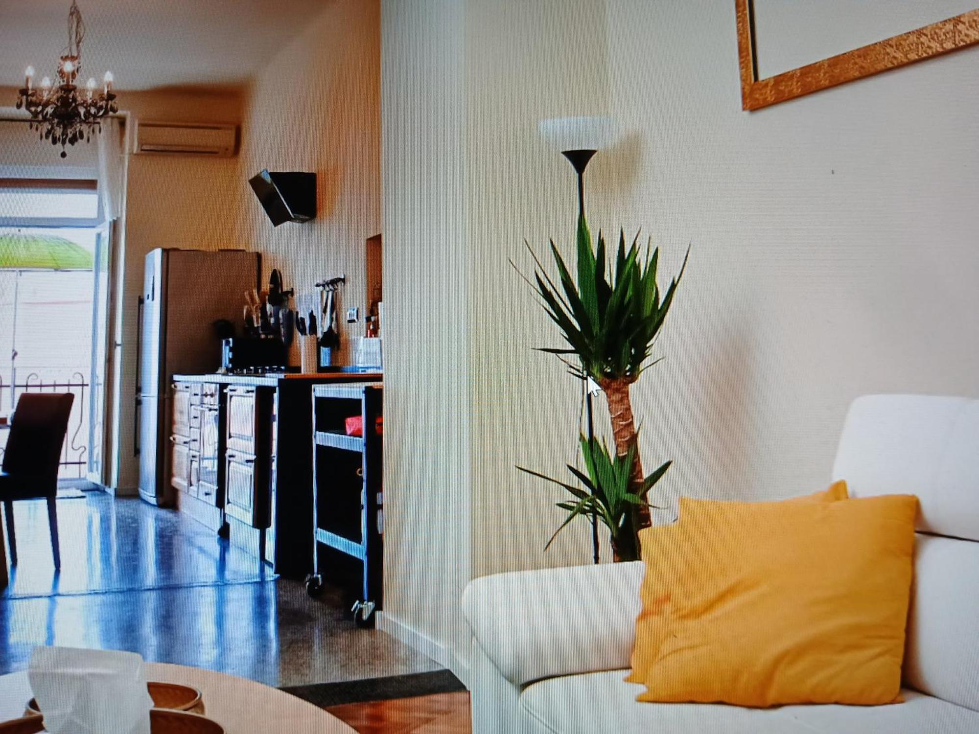 Apartment 3r
